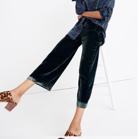 Madewell Pants - Madewell Velvet Huston Pull-On Crop Pants Women’s Size Medium in Smoky Spruce
